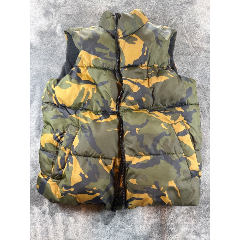 Old Navy Kids Camo Puffer Vest Size 8 Boys Girls Green Yellow Black Sleeveless‎